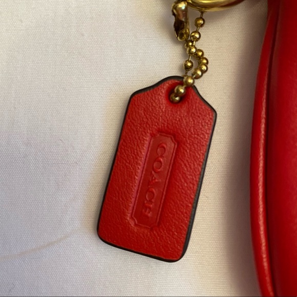 Coach wristlet in red - Picture 2 of 4